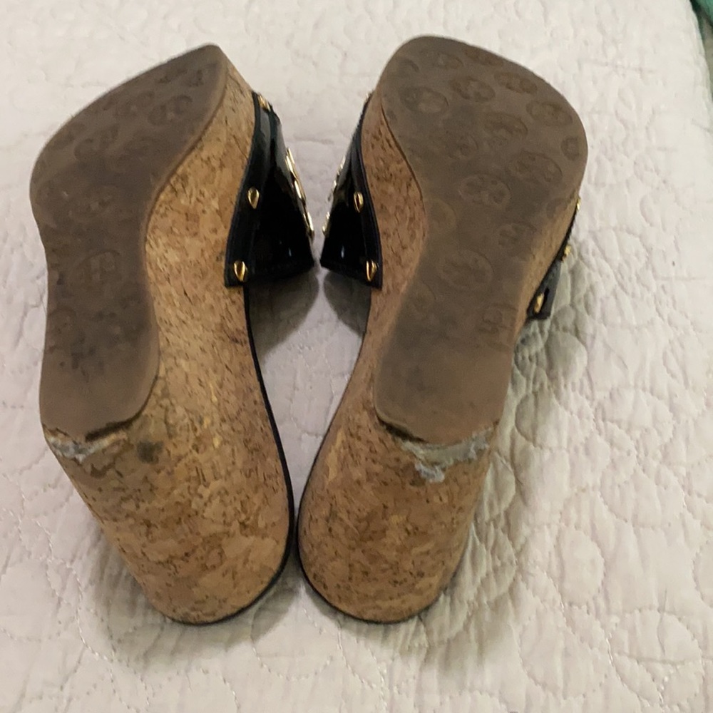 Authentic Tory Burch Wedge, Size 9 - Picture 5 of 7